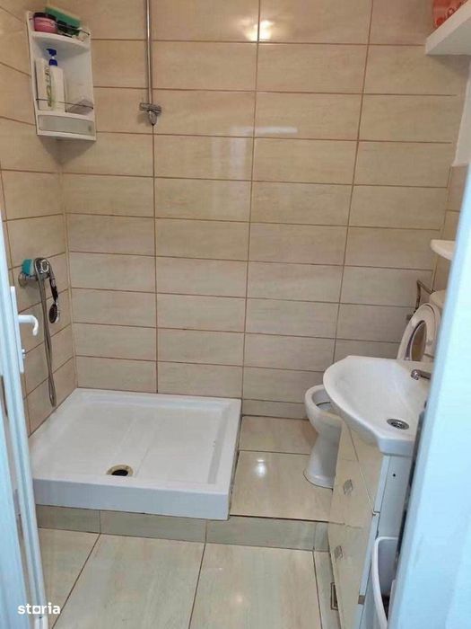 De vanzare apartament cu 2 camere, etajul 2, zona Piata Mare 54000euro