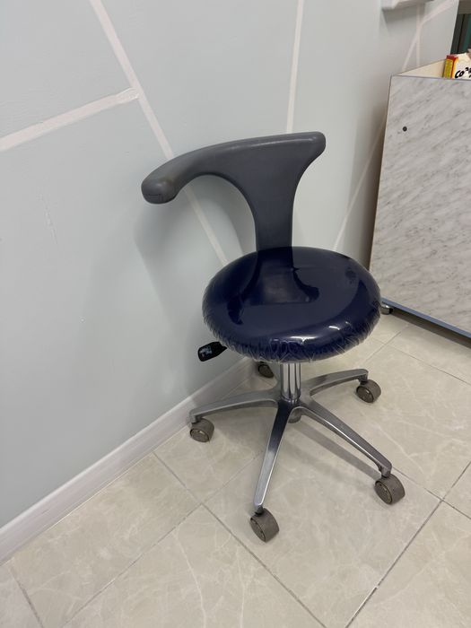 Стомотологическое кресло