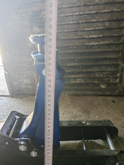 2 броя крикове Hawek