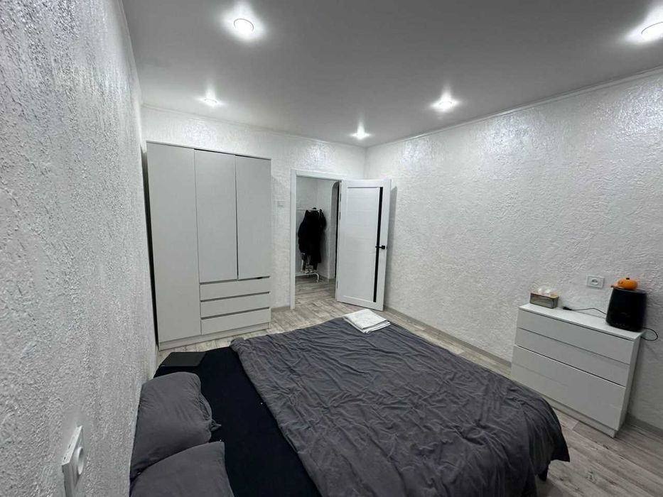 Продается 2-комнатная квартира