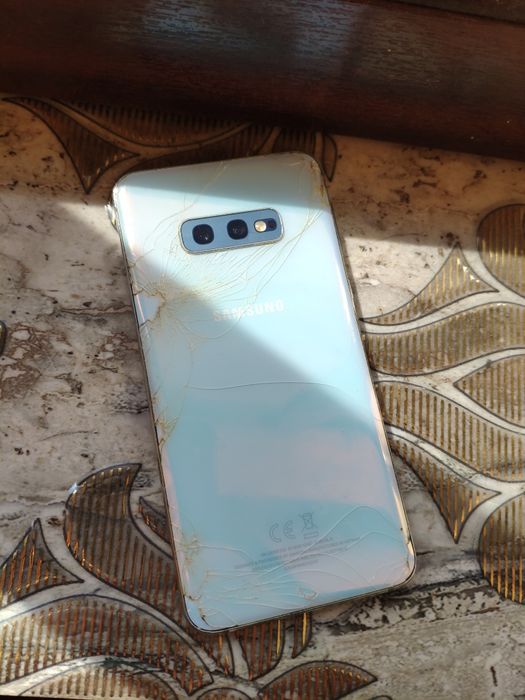 Samsung galaxy S10e