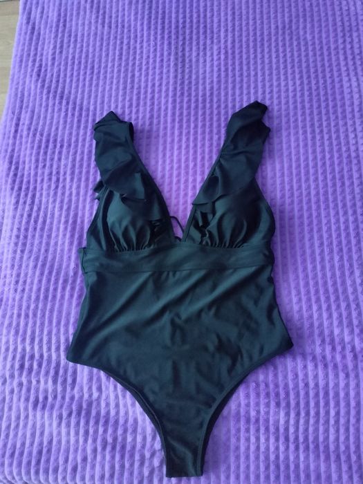 Продам новый купальник