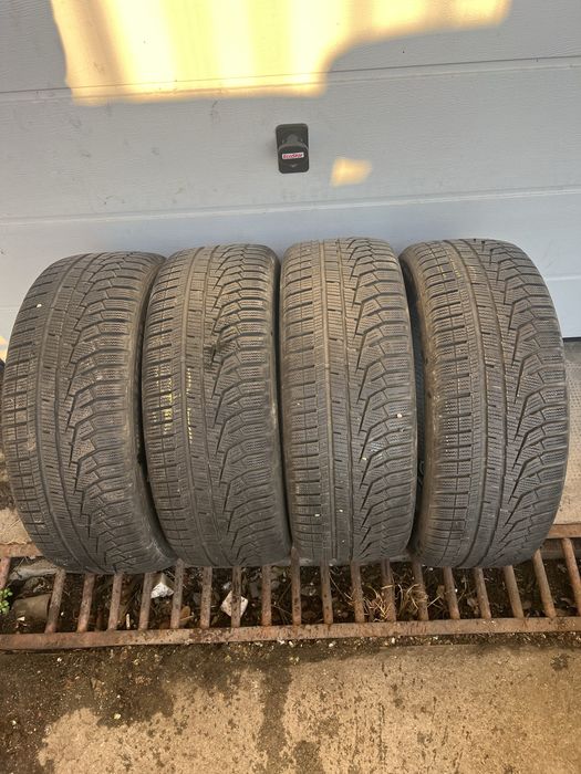 Cauciucuri m+s 215/55/17 Hankook