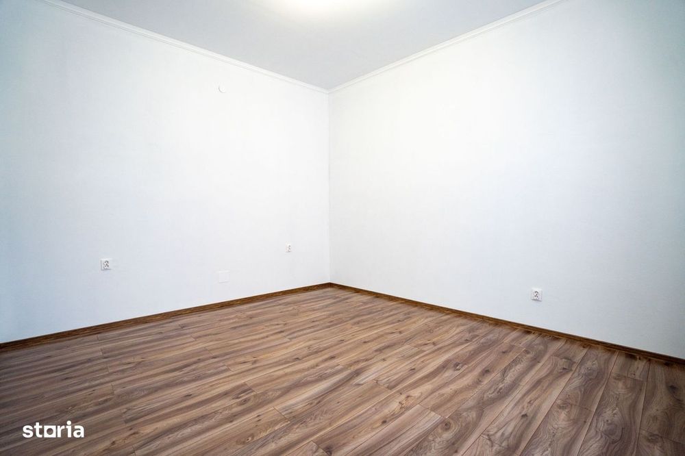 Apartament cu 2 camere, casă la curte comună – Central, Oradea