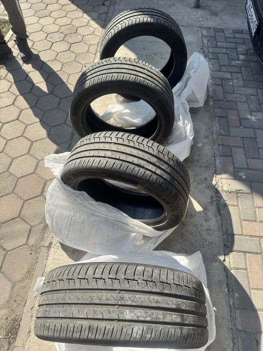 Шины 235/45/18 Continental