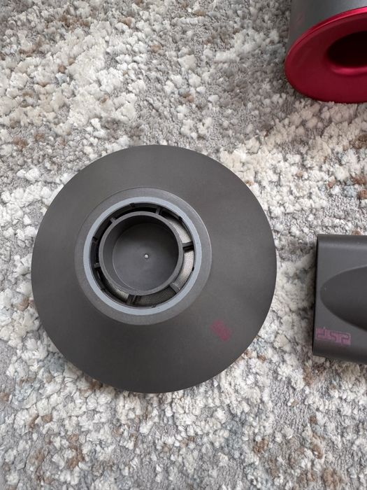 Продам фен. Б/у в отличном состоянии!!!