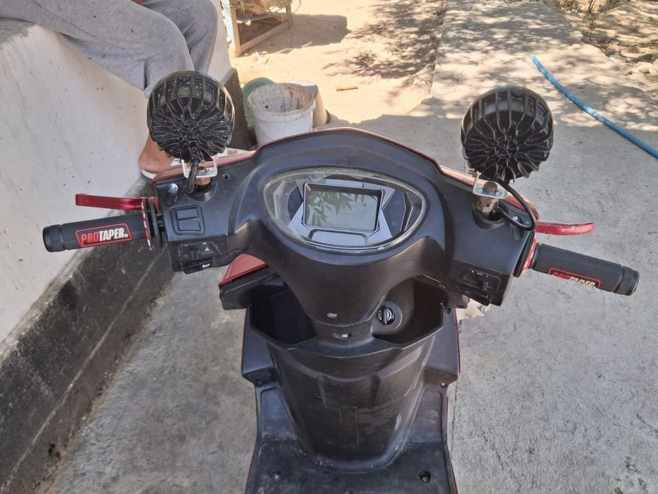Мопед М8 pro 150сс