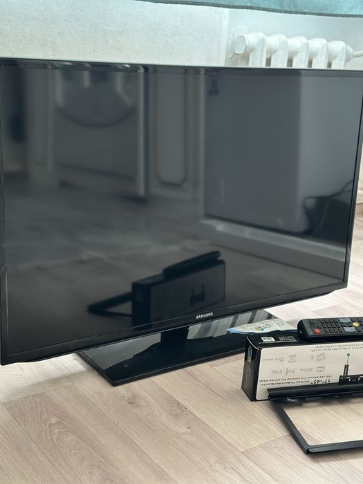 Телевизор самсунг