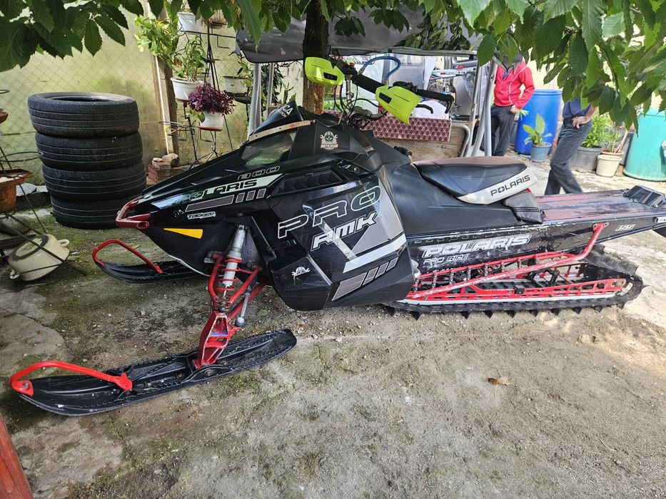 Snowmobile Polaris Pro Rmk 800 de 175cp cu toba sport !