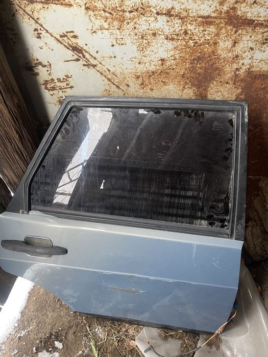 Задняя дверь ваз 20199/2109