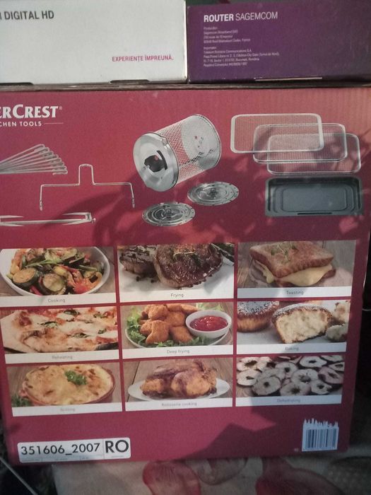 Friteuza cu aer fierbinte 9 in 1