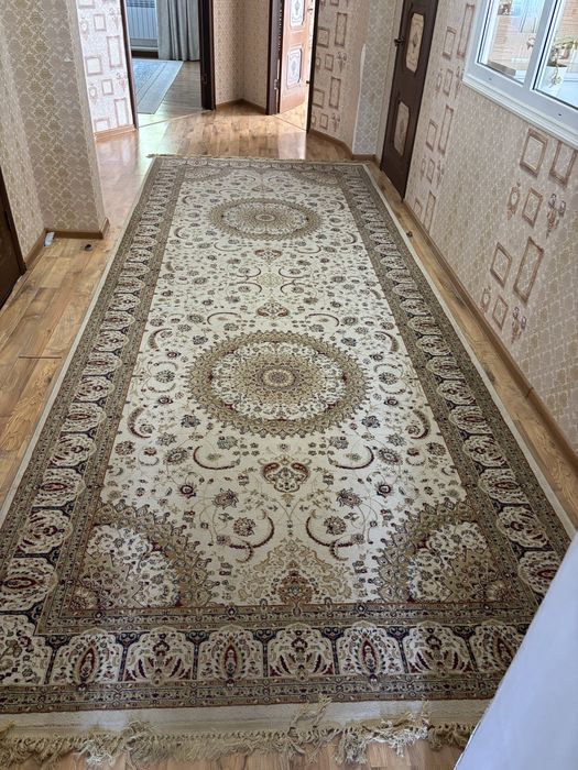 Диван, Кілемдер, Гарнитура гостинная