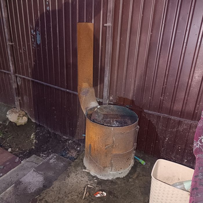 Продам печку с казаном