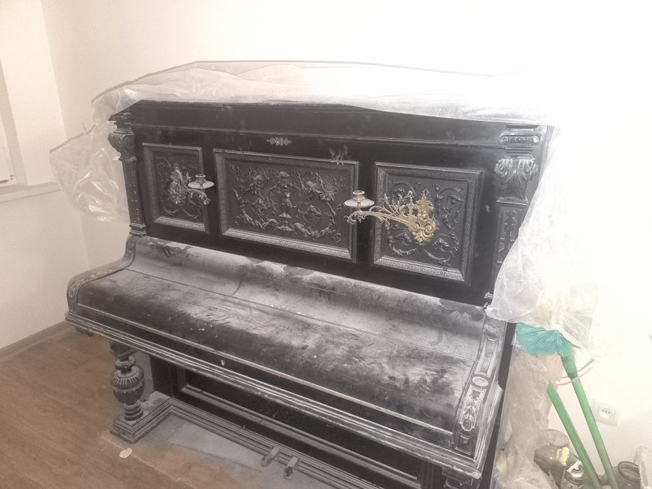 Nimetskiy pianino sotiladi srochna