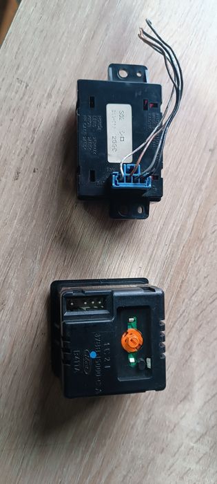 Часы электронные  для Ford, Honda