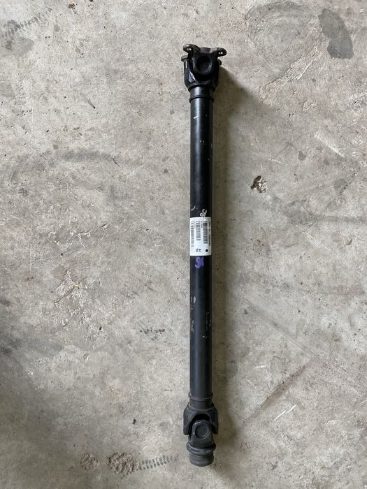 Преден кардан Бмв Х3 Ф25 30д 258кс(preden kardan bmw x3 f25 30d)