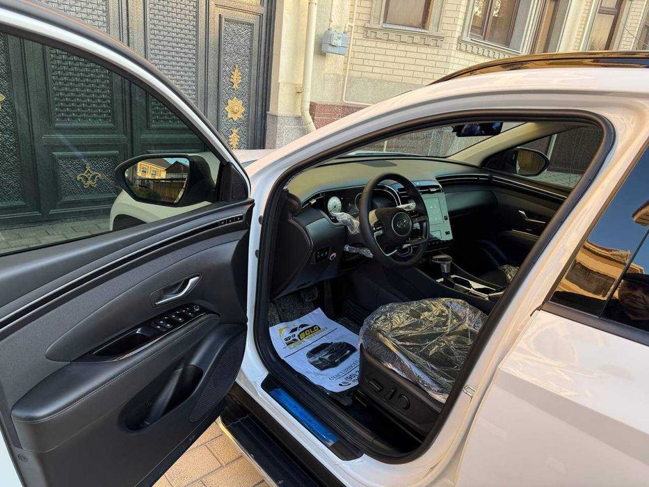 Hyundai Tucson FULL POZITSIYA сотилади