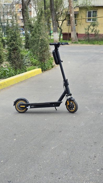 Електро самокат Фирма ninebot G30