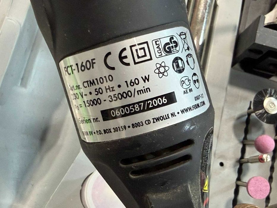 Ferm FCT-160F – Мултифункционален гравер / права шлайфмашина