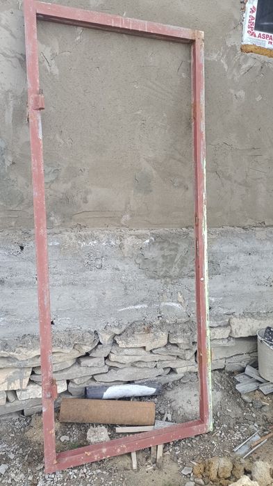 Дверь , железный