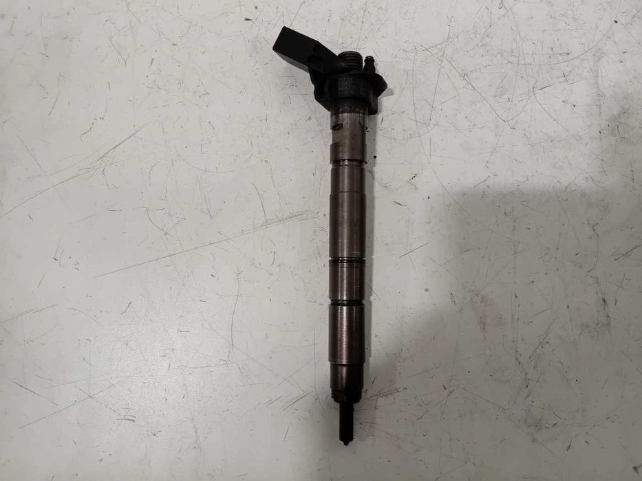Injector Audi A4 3.0 TDI cod 057130277AG