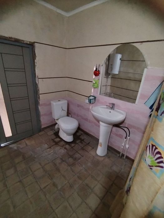 3 xonali uy sotiladi