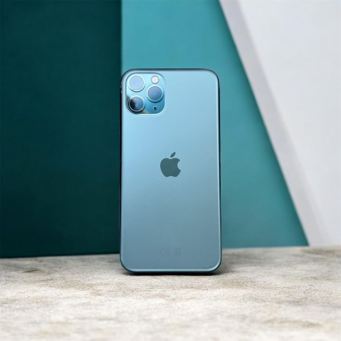Iphone 11 про.