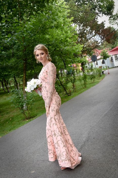 Rochie eleganta lunga