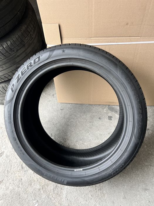 4 anvelope vara 275/40/20 + 245/45/20 , Pirelli !