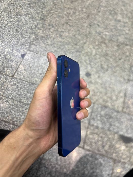iPhone 12
