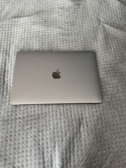 MacBook Air m1 2020