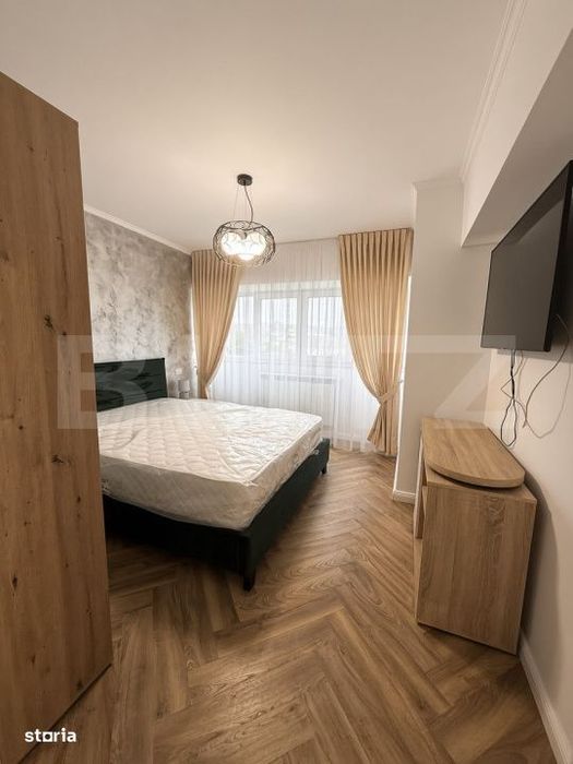 Apartament 3 camere, 77 mp, lift, zona Burdujeni