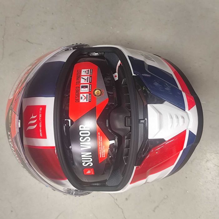 ПРОМОЦИЯ Каска MT Thunder 4 SV C7 Gloss WHITE/BLUE/RED - Код: 71786