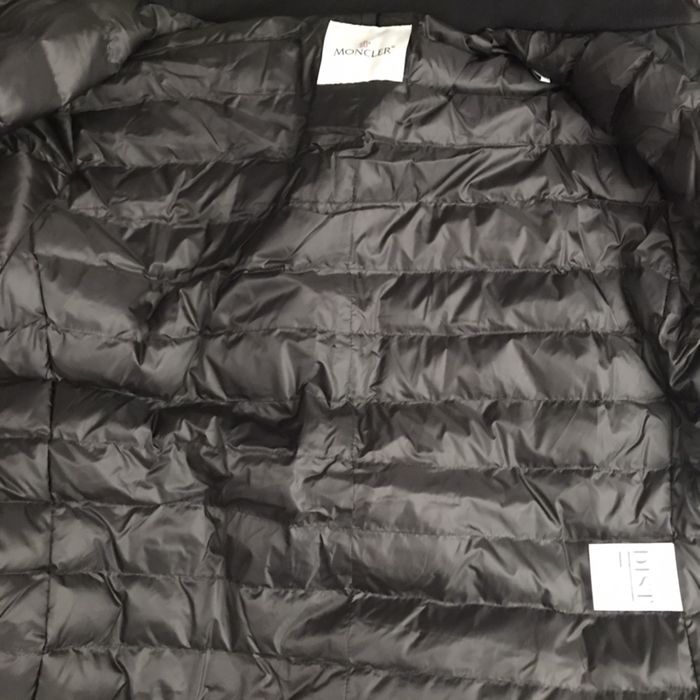 Moncler haina barbati