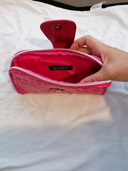 Дамска чанта различни цветове и големина