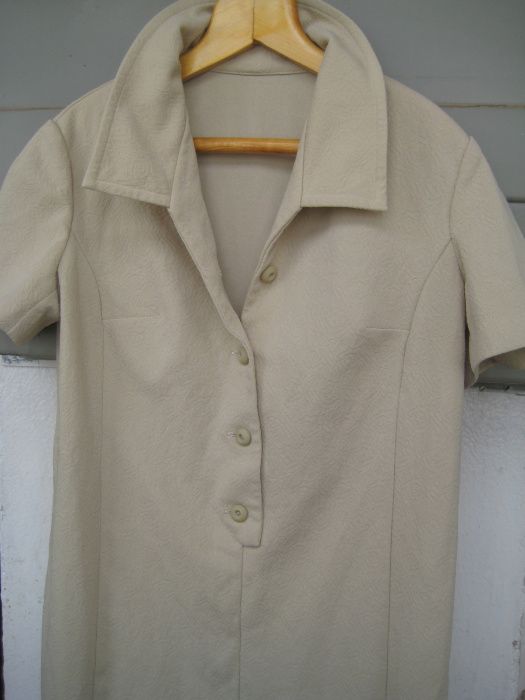 платья 52 размер продам