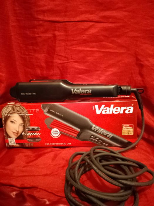 Vand placa pentru intins parul Valera