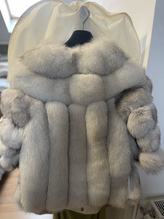 Haina scurta de blana naturala