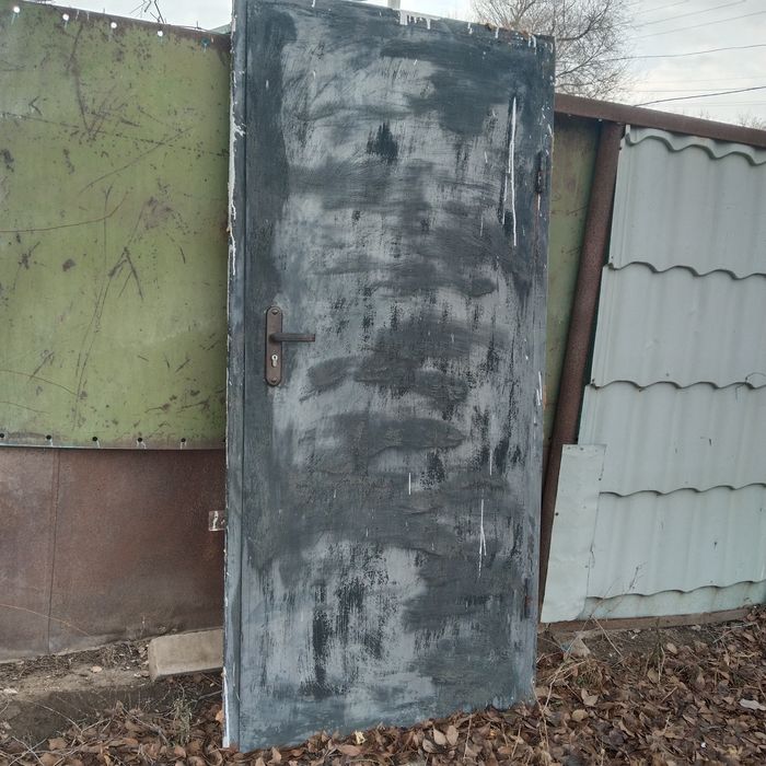 Продам СК8 электронный велик и лестница,,утюк идр