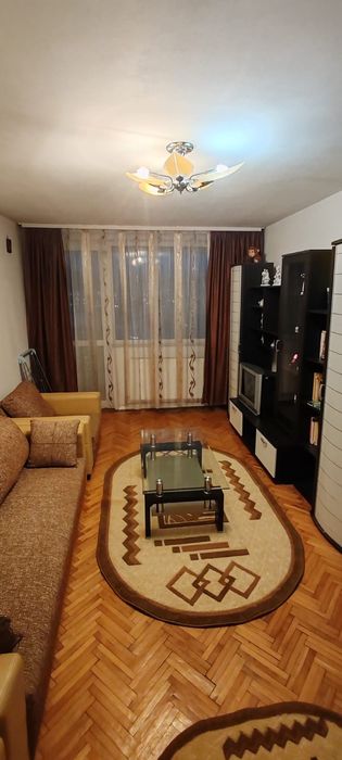 Închiriez apartament 2 camere