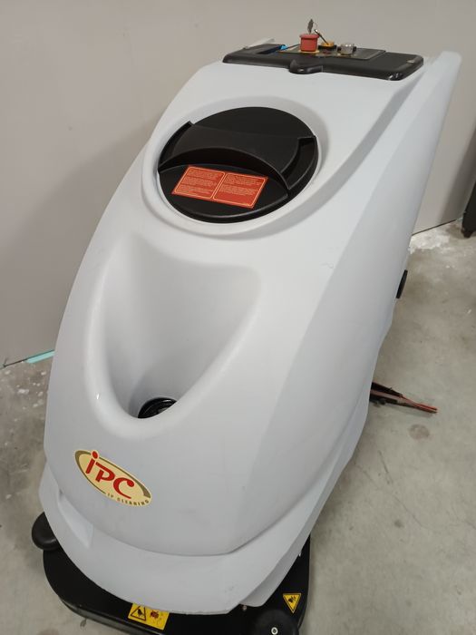Акумулаторна подопочистваща машина IPC Cleantime BD 60