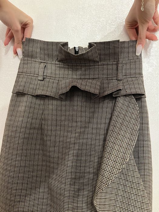 Пола от 75% вълна - ХС размер