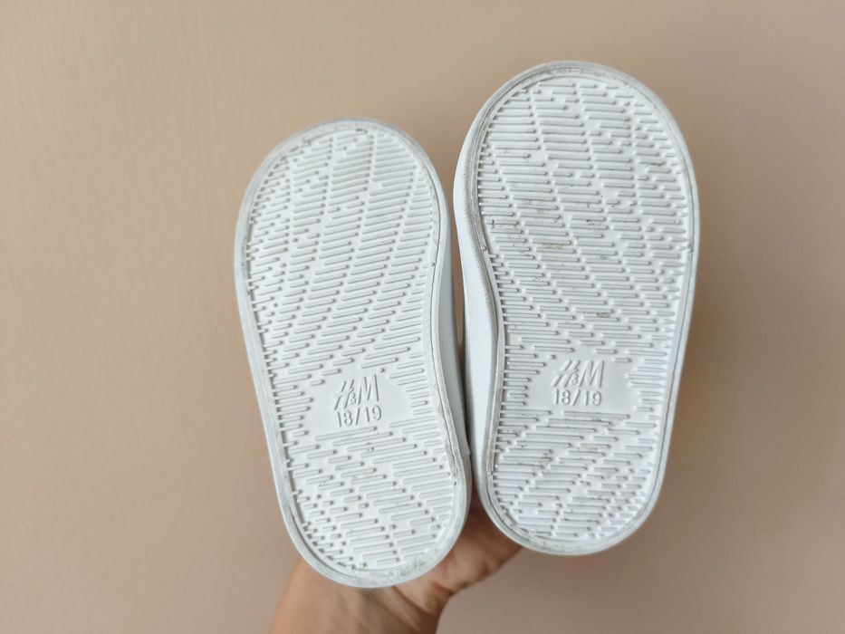 Бели кецове, HM, размер 18/19