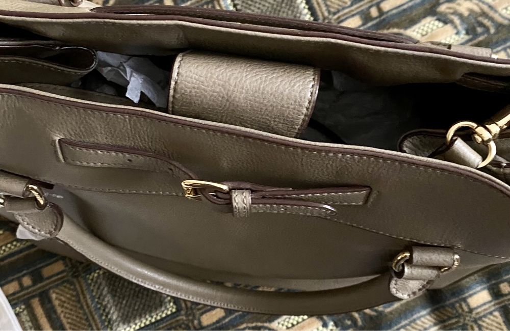 Продам сумку женскую