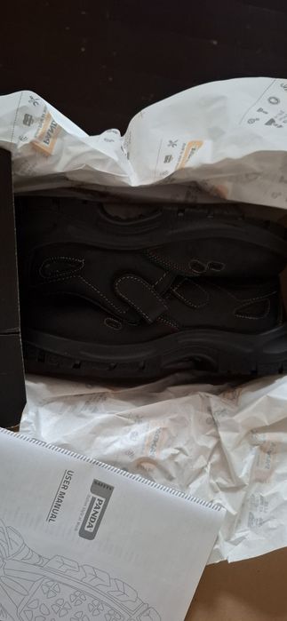 Работни обувки нови