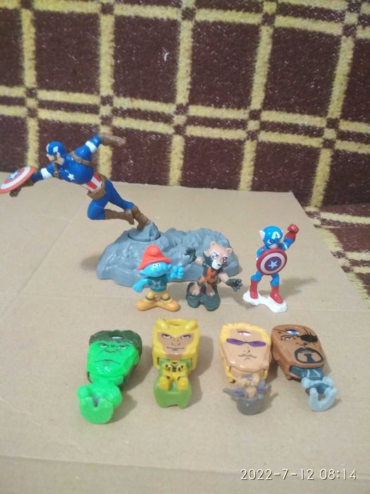 Детские игрушки .