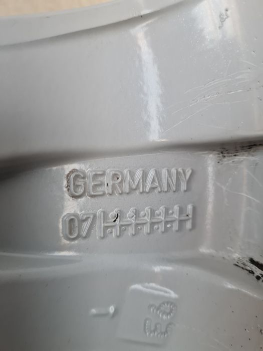 Оригинални джанти за BMW R16 5x120 ET34 7J