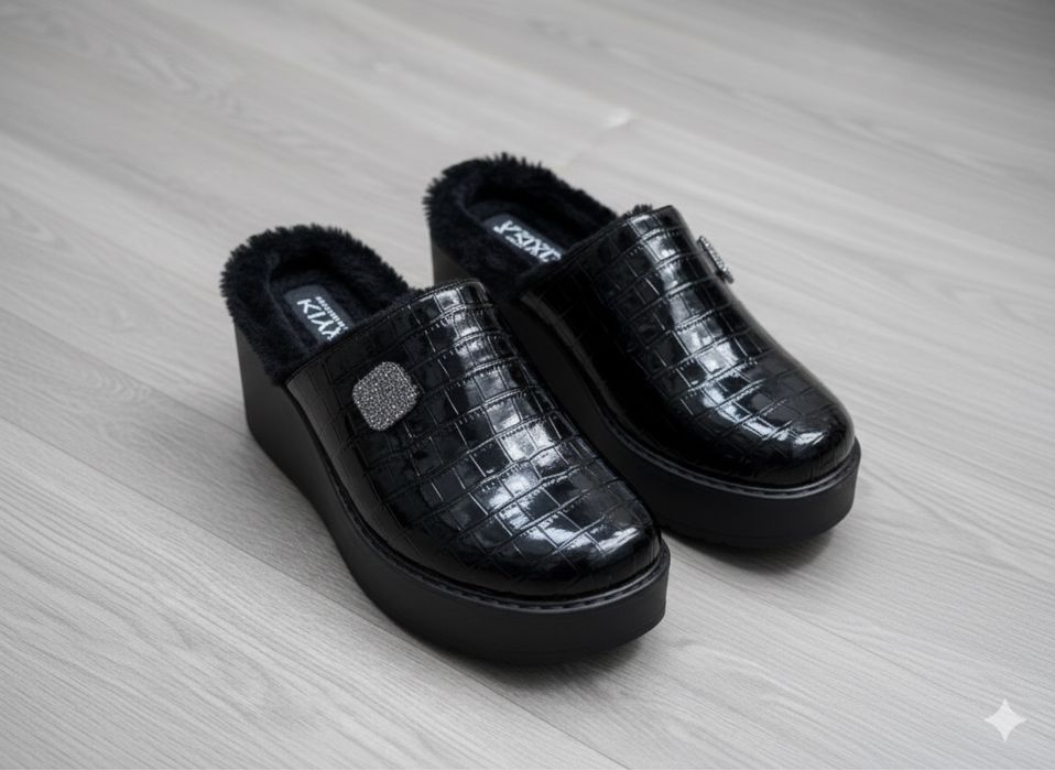 Ayollar poyabzallari