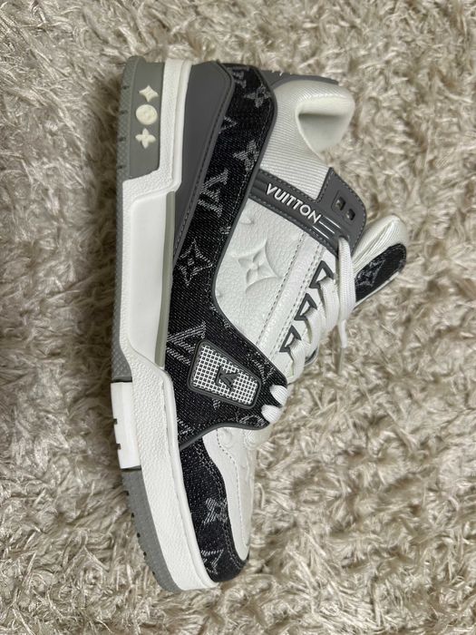 Adidasi Louis Vuitton LV Trainers (nu gucci balenciaga dior off white)