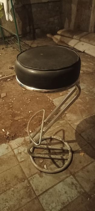Стулья для бара 4 штук высота 85 см